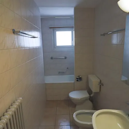 Etania Apartment